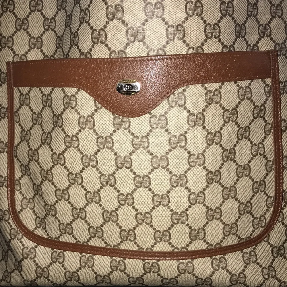 ⭐️Host Pick⭐️ VINTAGE GUCCI TOTE BAG - Picture 3 of 16